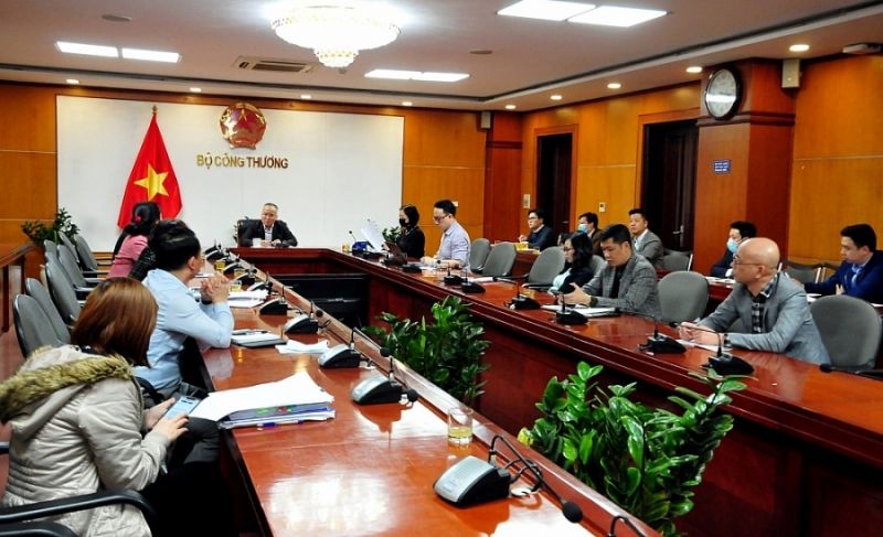 Thứ trưởng Bộ Công Thương Trần Quốc Khánh chủ trì cuộc họp