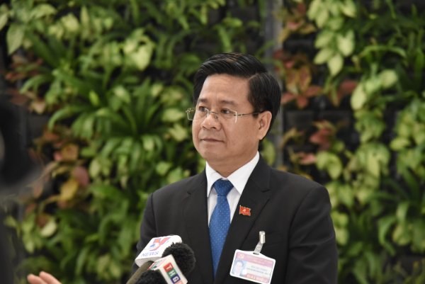 Đại biểu Bùi Chí Thành, Chủ tịch Ủy ban Mặt trận Tổ quốc Việt Nam tỉnh Bà Rịa - Vũng Tàu