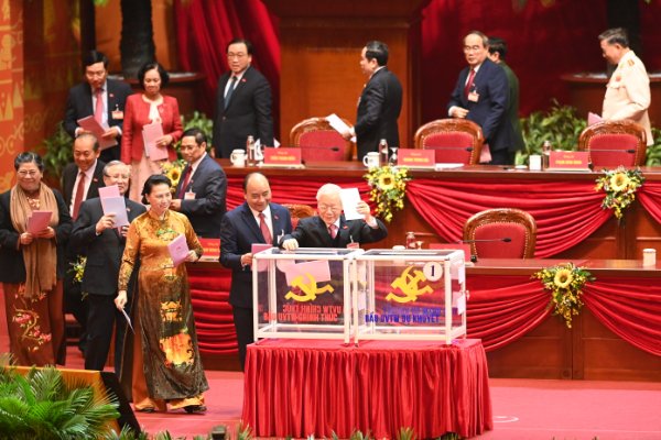 Hôm nay, bầu Ban Chấp hành Trung ương khóa XIII, Đại hội XIII rút ngắn chương trình  làm việc 1 ngày so với dự kiến - ảnh 1