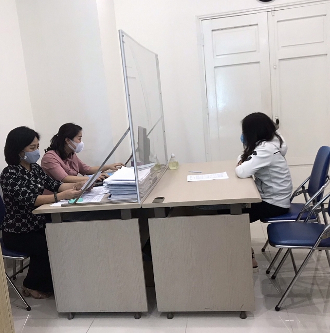 Thanh tra Sở TT&TT Hà Nội làm việc với cá nhân đưa tin sai về dịch Covid-19 trên mạng xã hội