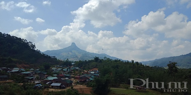 V&ugrave;ng cao bi&ecirc;n giới hiểm trở l&agrave; nơi Đồn bi&ecirc;n ph&ograve;ng 663 phải đối mặt với nhiều hiểm nguy.