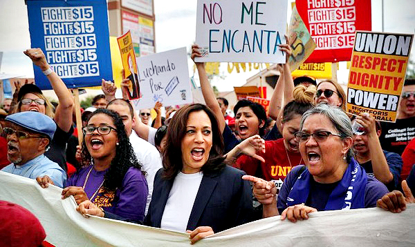 Bà Kamala Harris cùng các công nhân McDonalds trong một cuộc đình công đòi mức lương tối thiểu 15$ ở Las Vegas, Nevada, ngày 14/6/2019.