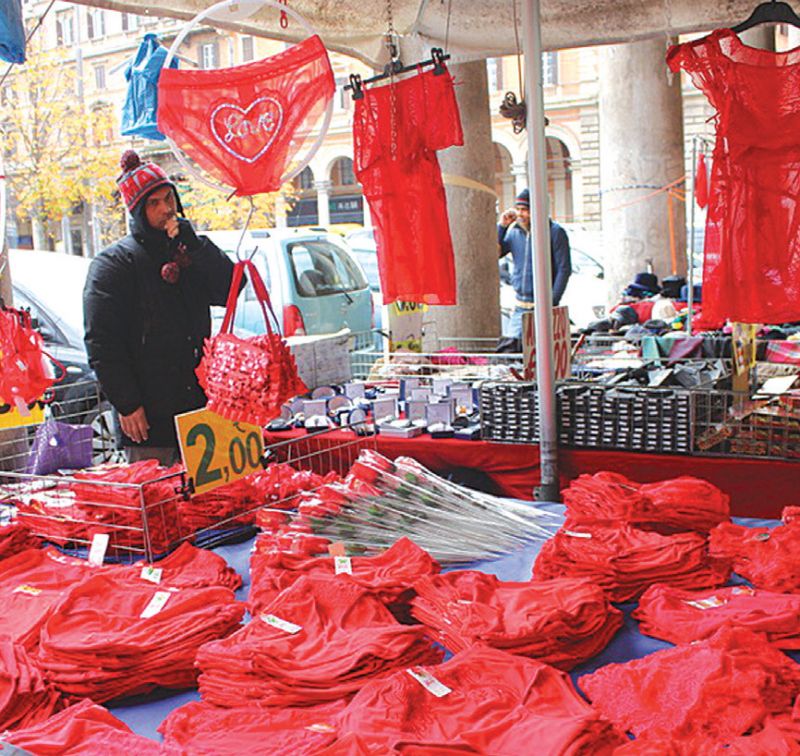 Để mang lại sự may mắn, người dân tại các quốc gia châu Mỹ Latinh sẽ mặc đồ lót màu sắc sặc sỡ.