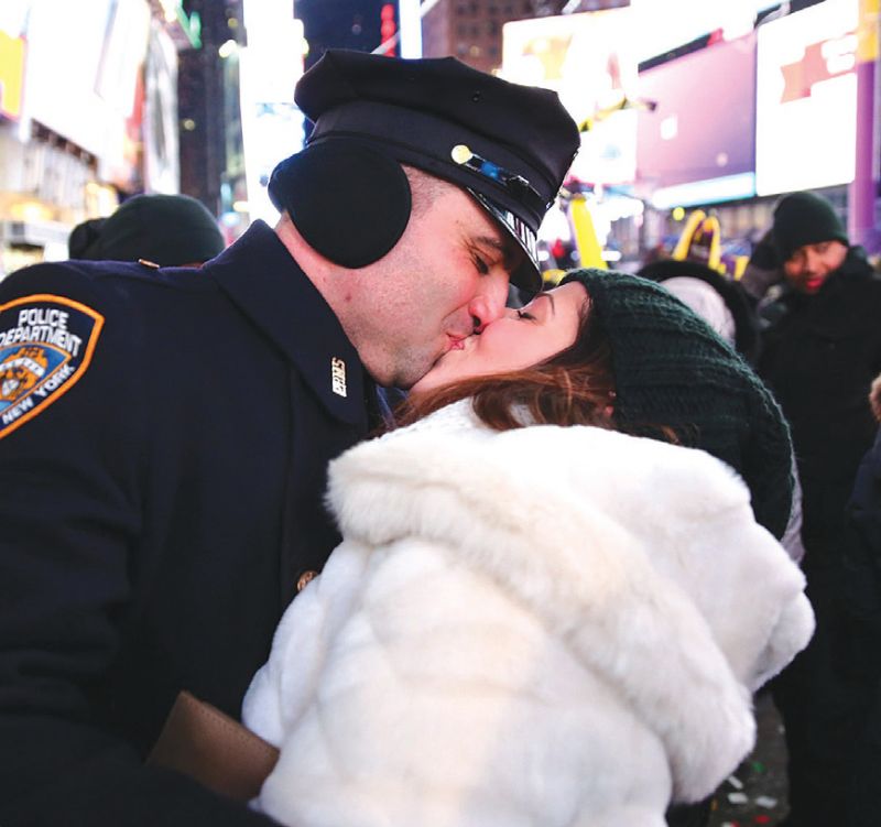 Nụ hôn đã trở thành phong tục ngày càng phổ biến trên khắp thế giới.