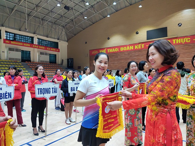 C&aacute;n bộ hội vi&ecirc;n phụ nữ tham gia Hội khỏe phụ nữ Thủ đ&ocirc; năm 2020.
