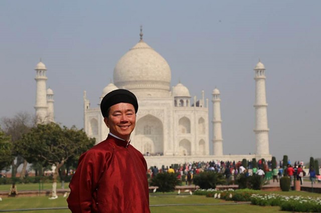 Đại sứ Sanh Châu luôn giới thiệu áo dài Việt Nam ra thế giới