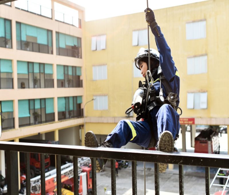 Nữ Đại úy tâm huyết với nghề cứu nạn, cứu hộ - ảnh 1