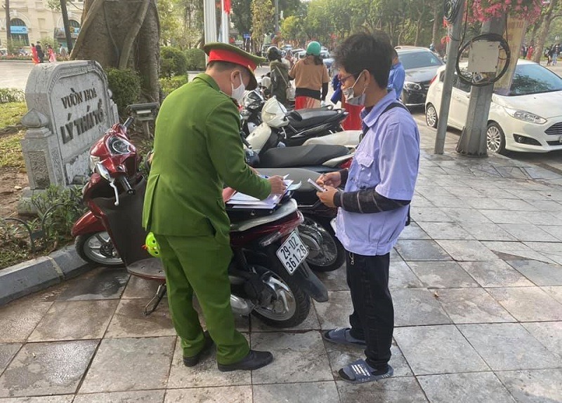 Một số b&atilde;i tr&ocirc;ng giữ xe c&oacute; biểu hiện 