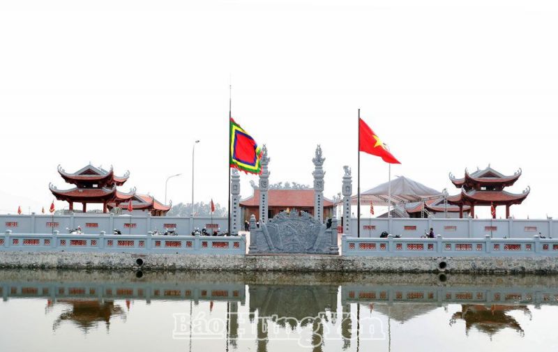 Khu&ocirc;n vi&ecirc;n đền thờ danh nh&acirc;n Nguyễn Trung Ngạn tại Hưng Y&ecirc;n. Ảnh: B&aacute;o Hưng Y&ecirc;n