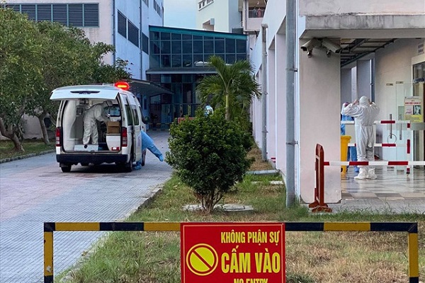 Tạm đình chỉ phòng khám nơi bệnh nhân Nhật Bản từng đến trước khi tử vong - ảnh 1