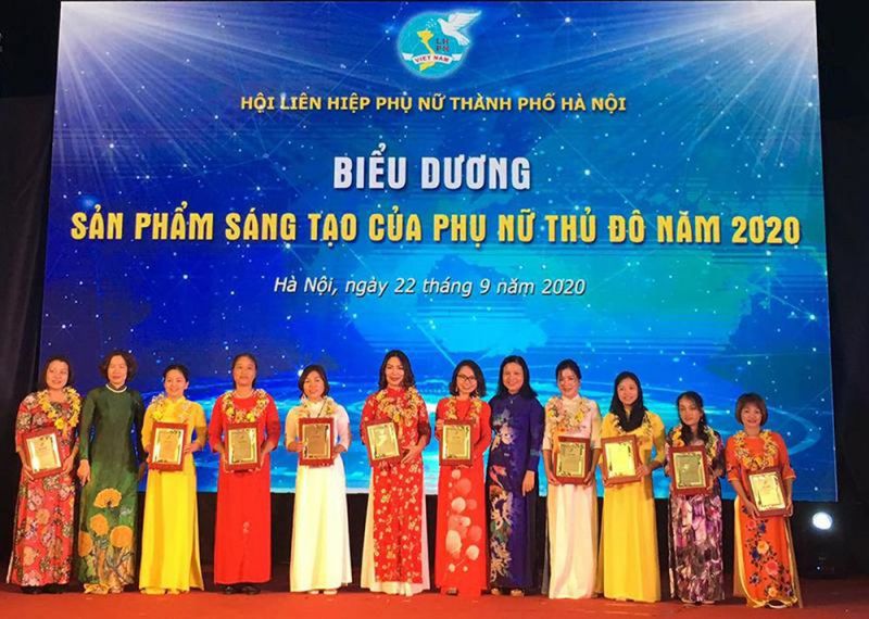 10 sản phẩm sáng tạo của phụ nữ Thủ đô năm 2020 được biểu dương tại Ngày hội Phụ nữ Thủ đô khởi nghiệp sáng tạo kết nối thành công năm 2020, do Hội LHPN Hà Nội tổ chức