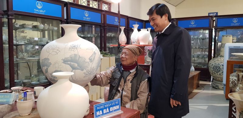 Bộ Công Thương đã đề ra nhiều giải pháp hỗ trợ doanh nghiệp trong bối cảnh khó khăn vì Covid-19. Bộ Công Thương đã đề ra nhiều giải pháp hỗ trợ doanh nghiệp trong bối cảnh khó khăn vì Covid-19.