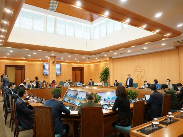 Họp Ban chỉ đạo COVID-19 TP. Hà Nội lần thứ 92.