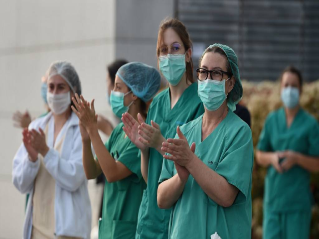 Số ca COVID-19 tại Mỹ giảm 5 tuần liên tiếp - ảnh 1