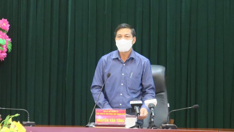 Chủ tịch UBND th&agrave;nh phố Hải Ph&ograve;ng Nguyễn Văn T&ugrave;ng