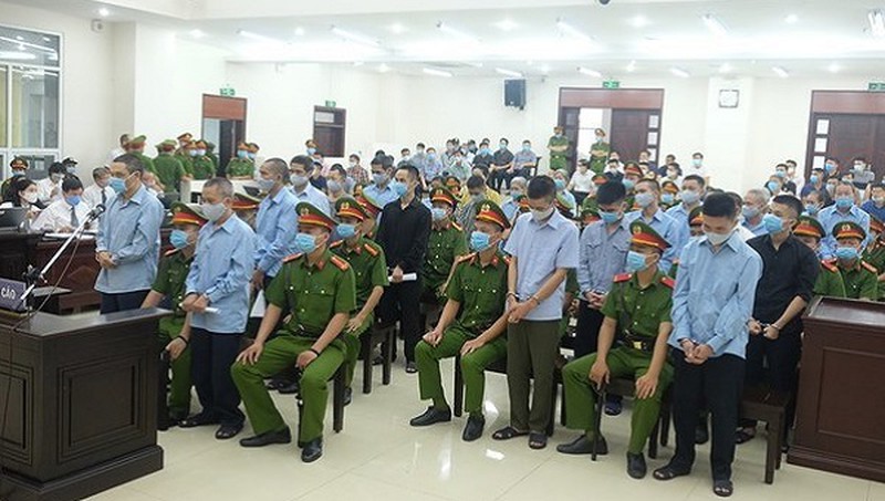 C&aacute;c bị c&aacute;o tại phi&ecirc;n to&agrave; sơ thẩm