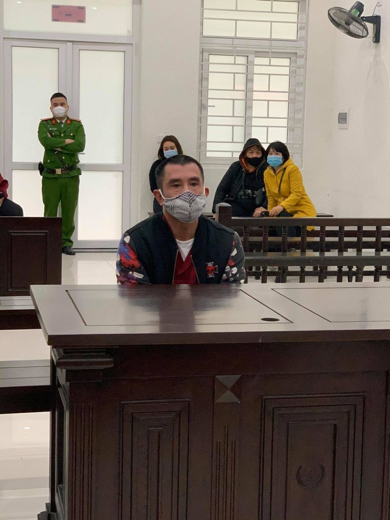 Bị cáo Nguyễn Hùng Mạnh tại toà