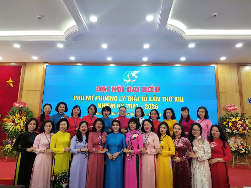 Hội LHPN phường Lý Thái Tổ được Quận Hội lựa chọn làm tổ chức Đại hội điểm để Hội PN các phường còn lại học tập và rút kinh nghiệm để tổ chức thành công đại hội Hội LHPN phường Lý Thái Tổ được Quận Hội lựa chọn làm tổ chức Đại hội điểm để Hội PN các phường còn lại học tập và rút kinh nghiệm để tổ chức thành công đại hội