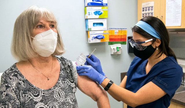 Vắc xin Covid-19 giả mạo có thể phá vỡ nỗ lực ngăn chặn dịch bệnh lây lan trên toàn cầu.