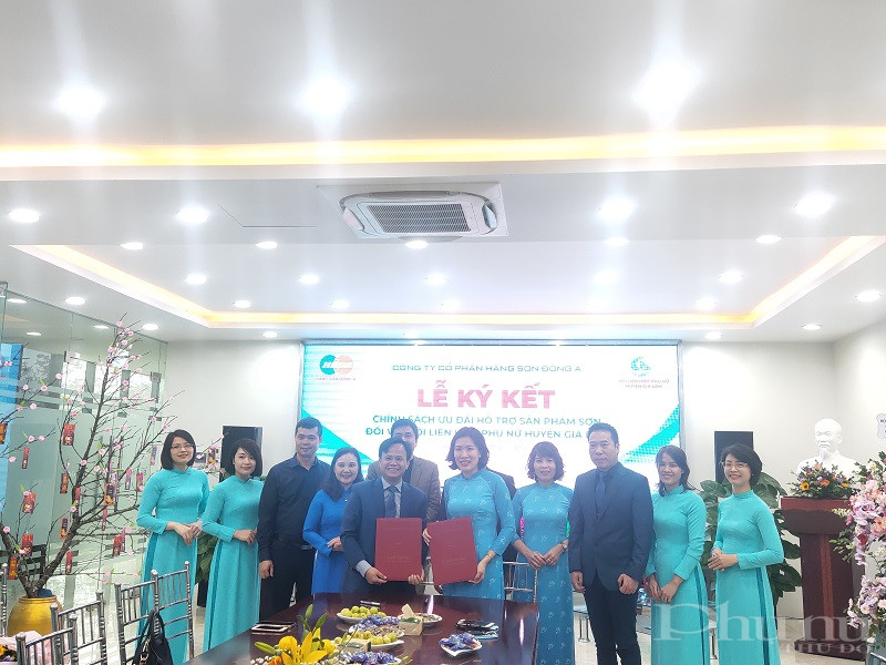 Chương trình ủng hộ, hỗ trợ của các đơn vị, doanh nghiệp đóng trên địa bàn huyện đới với những hoàn cảnh gia đình hội viên phụ nữ có hoàn cảnh khó khăn phần nào giúp các gia đình sớm an cư lạc nghiệp