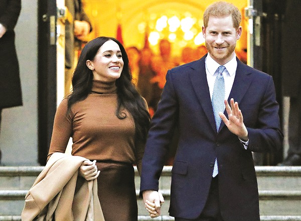 Cặp đ&ocirc;i trai t&agrave;i g&aacute;i sắc n&agrave;y đ&atilde; tuy&ecirc;n bố từ bỏ cuộc sống ho&agrave;ng gia đầy s&oacute;ng gi&oacute; của m&igrave;nh