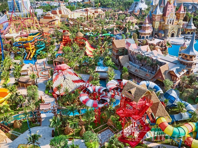 C&ocirc;ng vi&ecirc;n chủ đề lớn nhất Việt Nam, h&agrave;ng đầu Ch&acirc;u &Aacute; VinWonders Ph&uacute; Quốc - thi&ecirc;n đường giải tr&iacute; bất tận.