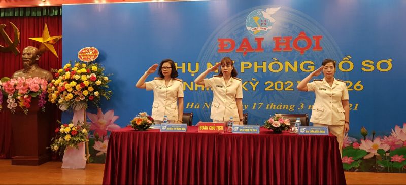 Đo&agrave;n chủ tịch Đại hội