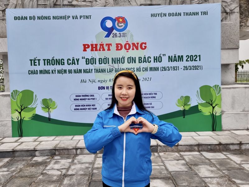 Sự sáng tạo trong thực hiện các phong trào Đoàn của Minh Hằng đã đóng góp vào thành tích chung của Huyện đoàn Thanh Trì