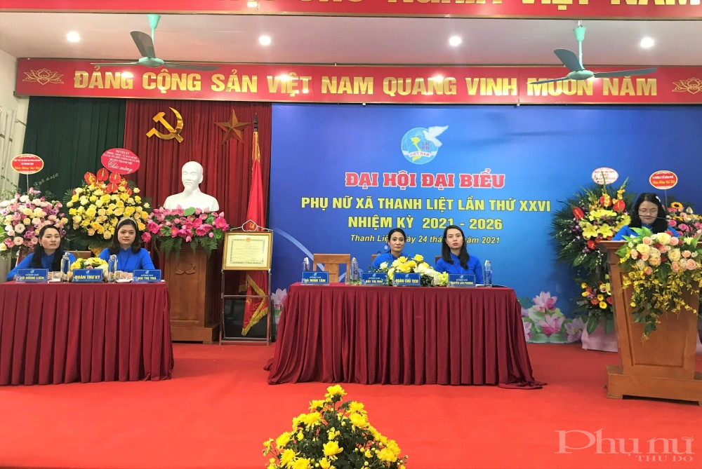 BCH Hội LHPN x&atilde; Thanh Liệt chỉ đạo Đại hội.