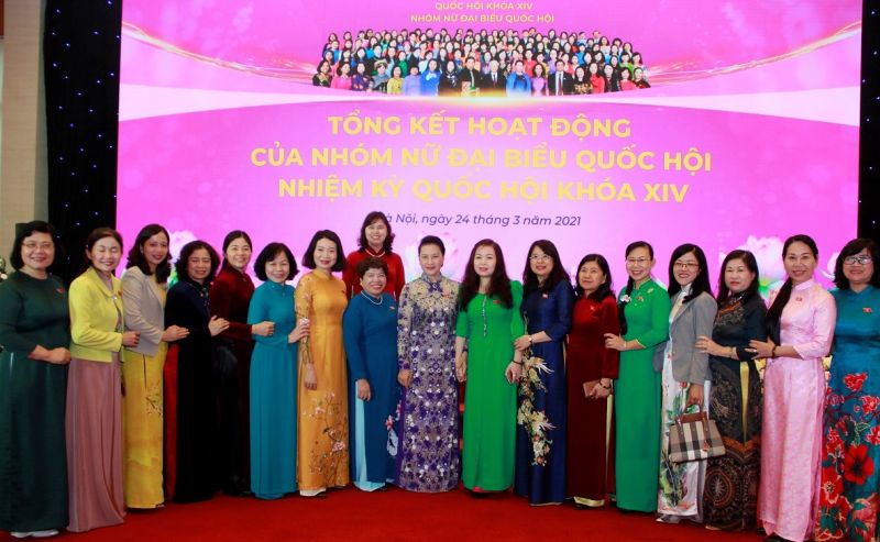 Để chuẩn bị cho cuộc bầu cử ĐBQH kh&oacute;a XV, Ph&oacute; Chủ tịch Quốc hội cho biết: Nh&oacute;m nữ ĐBQH sẽ phối hợp tổ cức c&aacute;c đợt bồi dưỡng cho nữ ứng cử vi&ecirc;n ĐBQH. Qua đ&oacute; thiết thực g&oacute;p phần để đạt v&agrave; vượt mục ti&ecirc;u c&oacute; 35% nữ ứng cử vi&ecirc;n ĐBQH v&agrave; phải đạt hơn 30% nữ ĐBQH tr&uacute;ng cử.