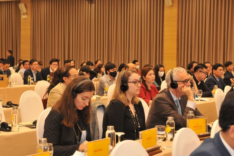 C&aacute;c đại biểu dự buổi lễ