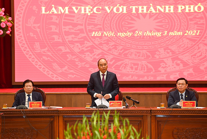 Thủ tướng Chính phủ Nguyễn Xuân Phúc phát biểu tại buổi làm việc Thủ tướng Chính phủ Nguyễn Xuân Phúc phát biểu tại buổi làm việc