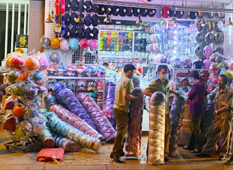 Sản phẩm N&oacute;n Sơn giả mạo