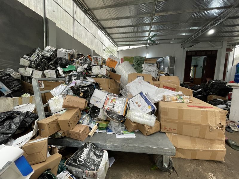 Kho hàng giả Kho hàng giả