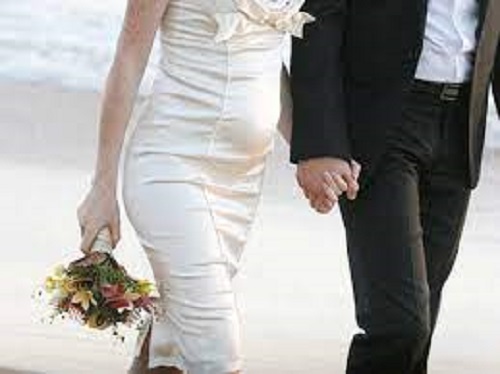 Có bầu trước phải xét nghiệm AND mới được cưới - ảnh 1