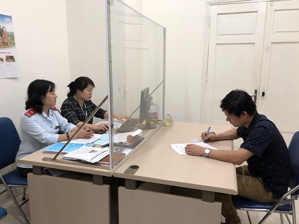 Xử phạt người đăng thông tin sai sự thật về bầu cử. Ảnh: Sở Thông tin và Truyền thông cung cấp Xử phạt người đăng thông tin sai sự thật về bầu cử. Ảnh: Sở Thông tin và Truyền thông cung cấp