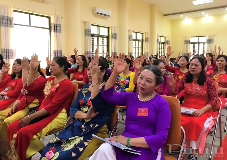 C&aacute;c đại biểu tham gia bầu Ban Chấp h&agrave;nh Hội LHPN x&atilde; T&acirc;n Hội lần thứ XXIV, nhiệm kỳ 2021-2026.