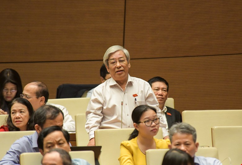 Đại biểu Lê Xuân Thân (đoàn ĐBQH tỉnh Khánh Hoà)