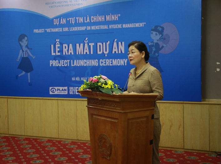 Phó Chủ tịch Hội LHPN Việt Nam Trần Thị Hương phát biểu tại Lễ ra mắt