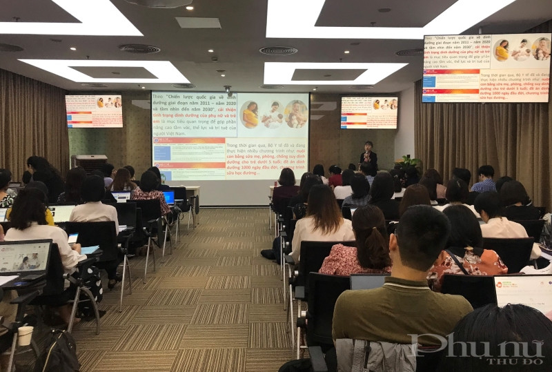 Quang cảnh buổi tập huấn.