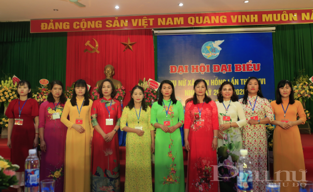 Ra mắt Ban Chấp hành khoá mới.