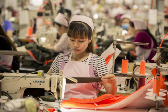 Những quyền lợi cần biết của lao động nữ nuôi con nhỏ - ảnh 1