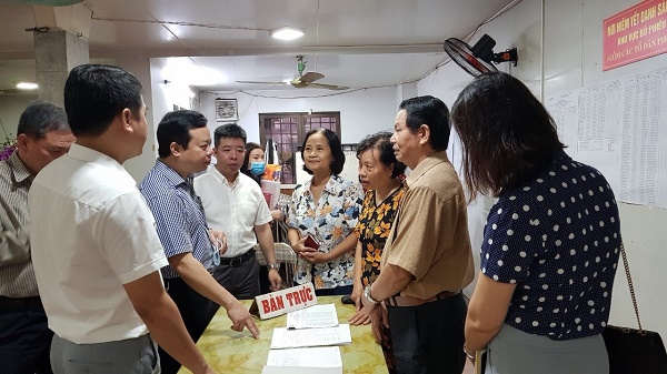 Đoàn giám sát kiểm tra công tác chuẩn bị bầu cử tại quận Đống Đa