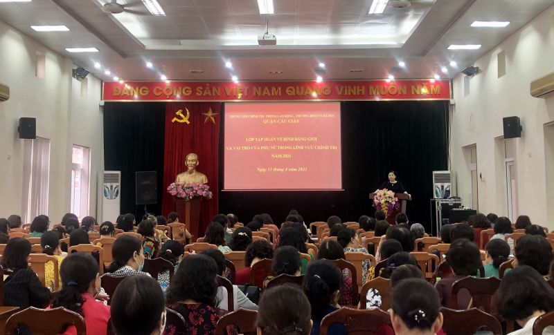 Quang cảnh lớp tập huấn