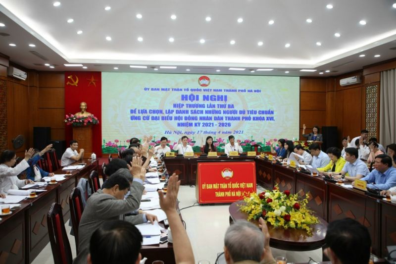 100% đại biểu biểu quyết lập danh sách người ứng cử đại biểu HĐND TP khóa XVI