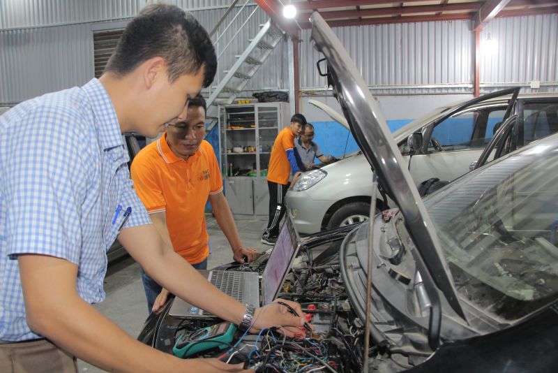 Ông Vũ Quang Thành cho rằng, các ngành thuộc khối nghề như cơ khí, điện dân dụng… luôn “khát “nhân lực. Ông Vũ Quang Thành cho rằng, các ngành thuộc khối nghề như cơ khí, điện dân dụng… luôn “khát “nhân lực.