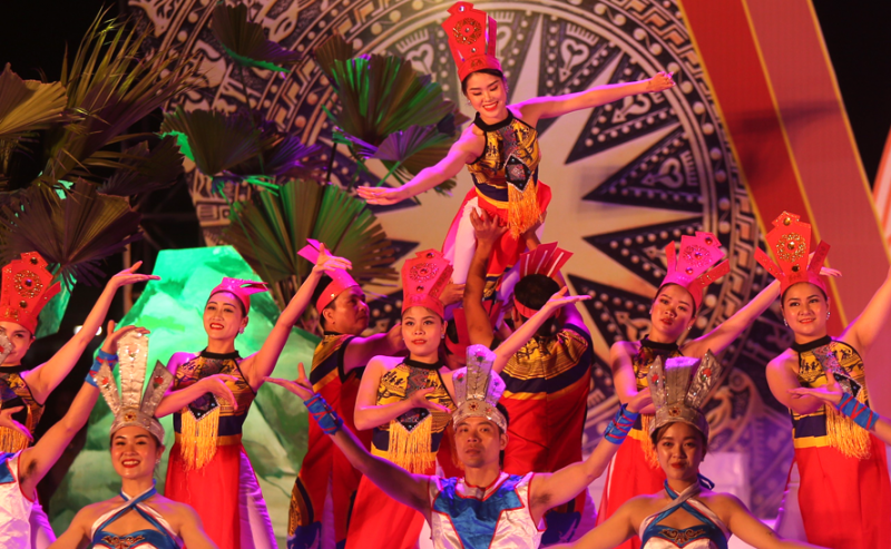 Tự hào nguồn cội và khát vọng Việt Nam - ảnh 1