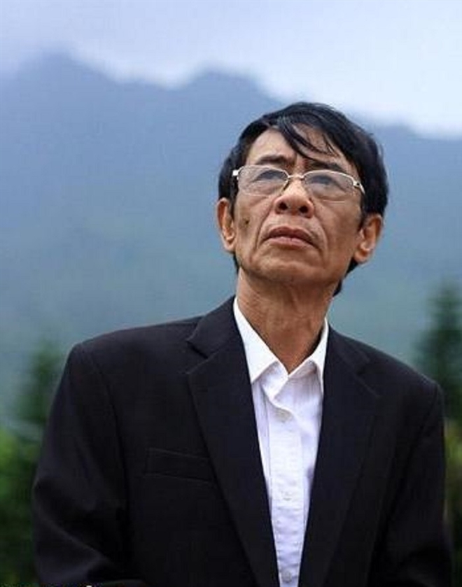 Nhà thơ Hoàng Nhuận Cầm Nhà thơ Hoàng Nhuận Cầm