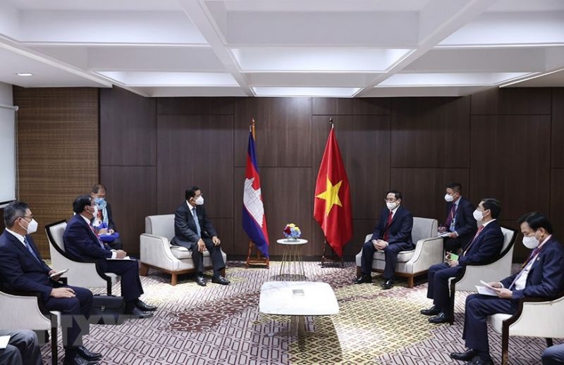 Hai Thủ tướng vui mừng nhận thấy mặc dù chịu ảnh hưởng của dịch bệnh COVID-19, quan hệ hợp tác giữa hai nước vẫn tiếp tục phát triển tốt đẹp và đạt được nhiều kết quả tích cực. Hai Thủ tướng vui mừng nhận thấy mặc dù chịu ảnh hưởng của dịch bệnh COVID-19, quan hệ hợp tác giữa hai nước vẫn tiếp tục phát triển tốt đẹp và đạt được nhiều kết quả tích cực.