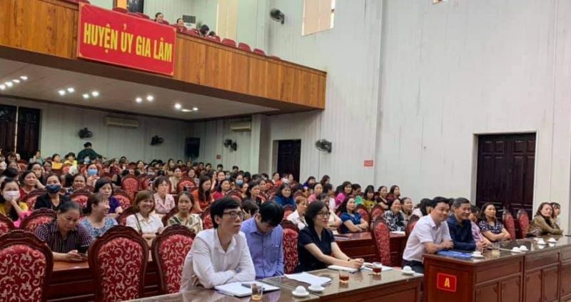 Các đại biểu tham dự hội nghị